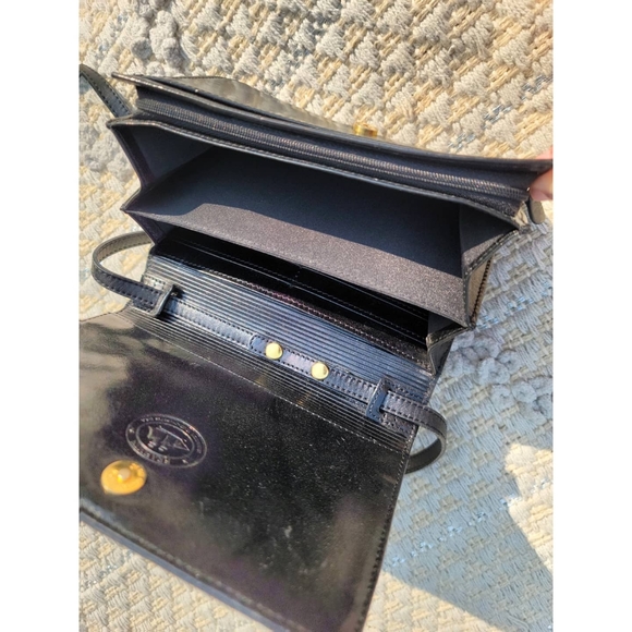 Vintage Brahmin Faux Croc Leather Accordio… - Picture 3 of 6